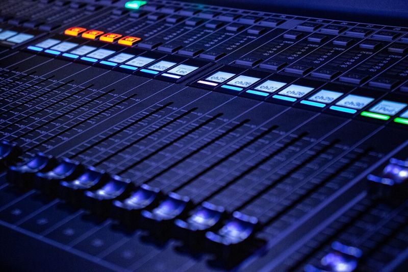Mixer — Bàn trộn