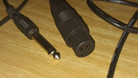 Dây tín hiệu XLR + phụ kiện